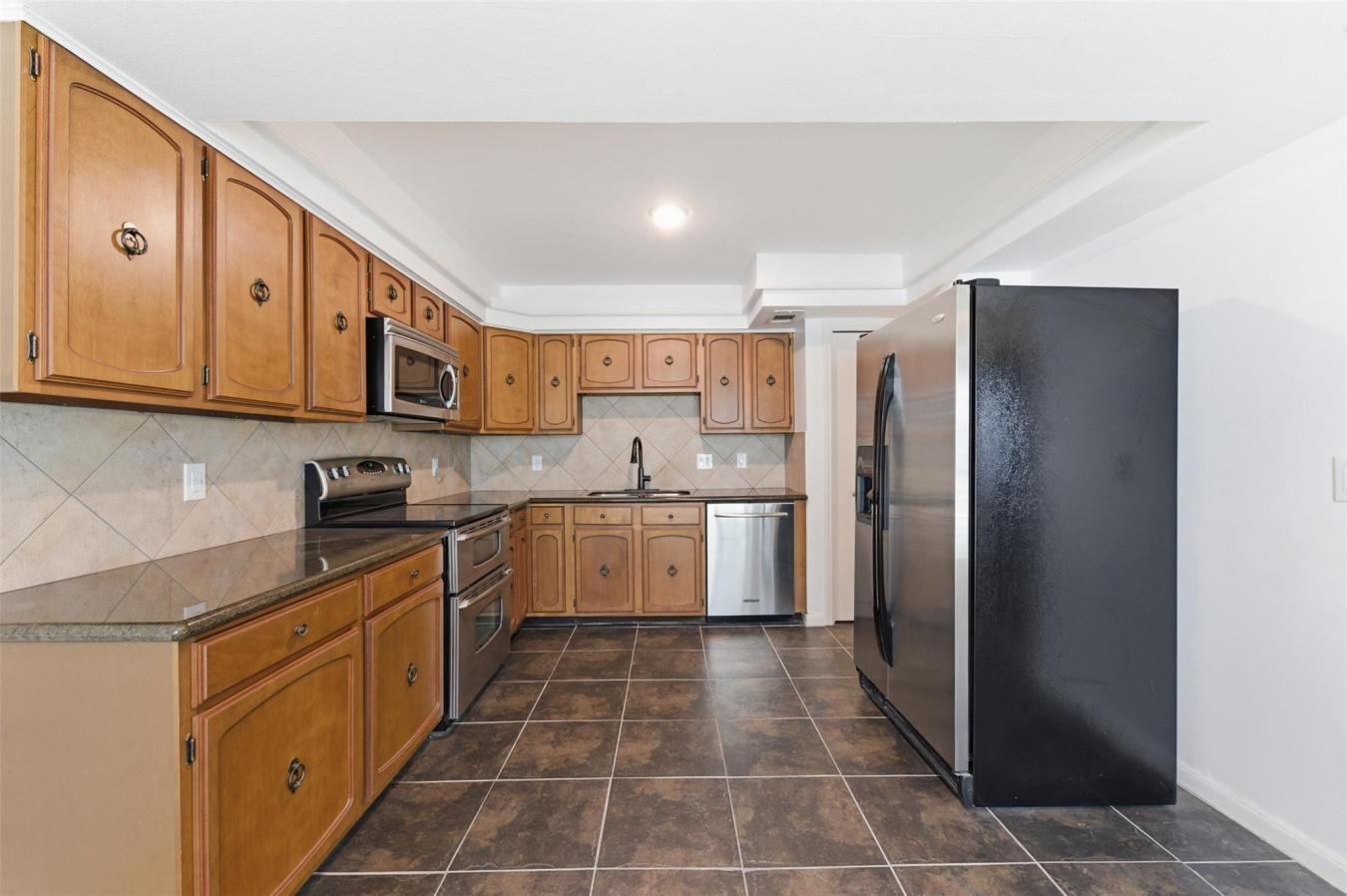 8614 Oakford Drive, Houston, Harris, 77024, United States, 2 Bedrooms Bedrooms, ,2 BathroomsBathrooms,Residential,For Sale,8614 Oakford Drive,225153