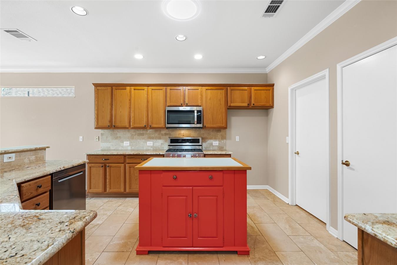 103 Harness Lane, Georgetown, Williamson, 78633, United States, 3 Bedrooms Bedrooms, ,2 BathroomsBathrooms,Residential,For Sale,103 Harness Lane,4163989