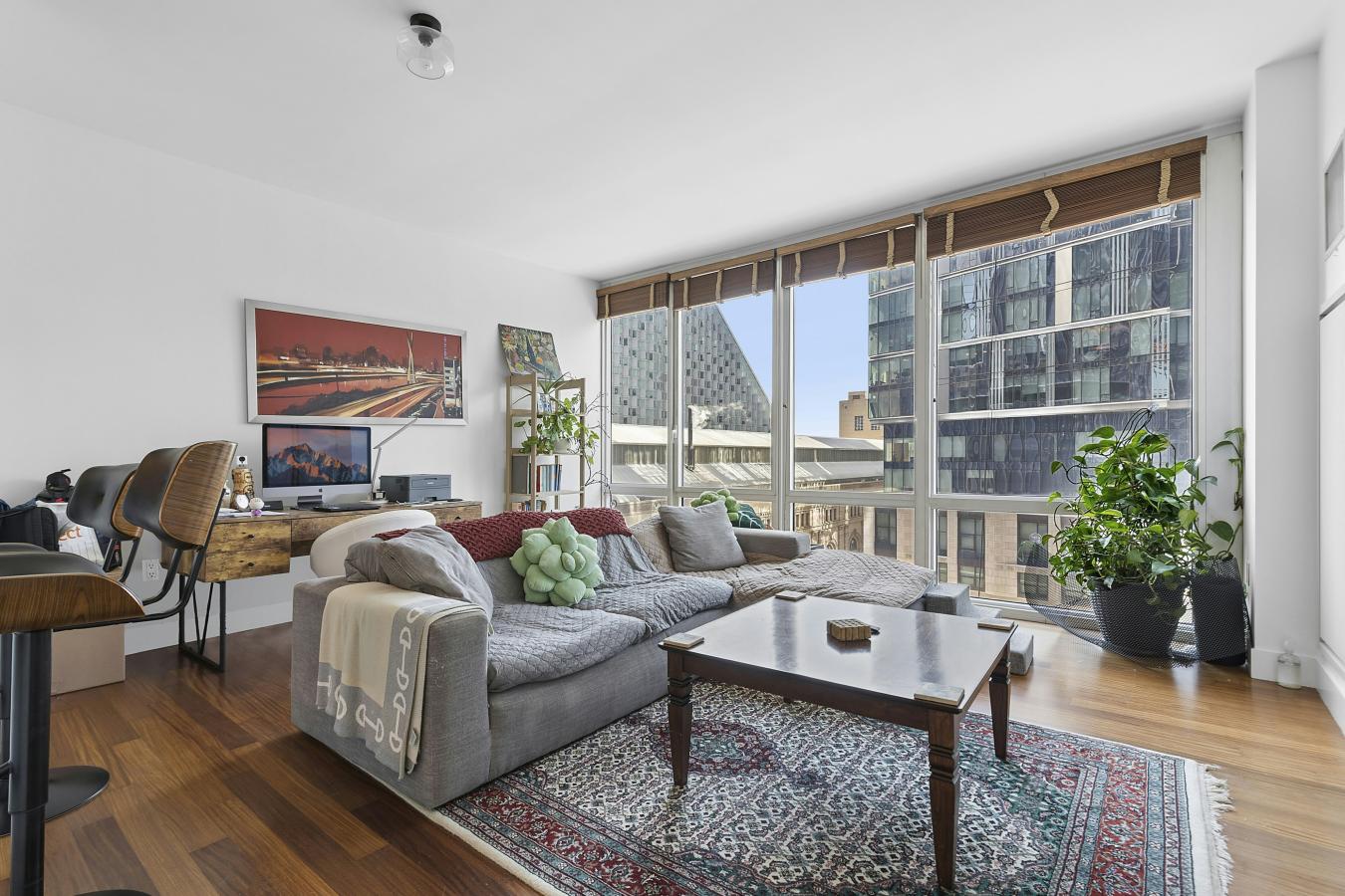 New York, New York, 10023, United States, 1 Bedroom Bedrooms, ,1 BathroomBathrooms,Residential,For Sale,2032833