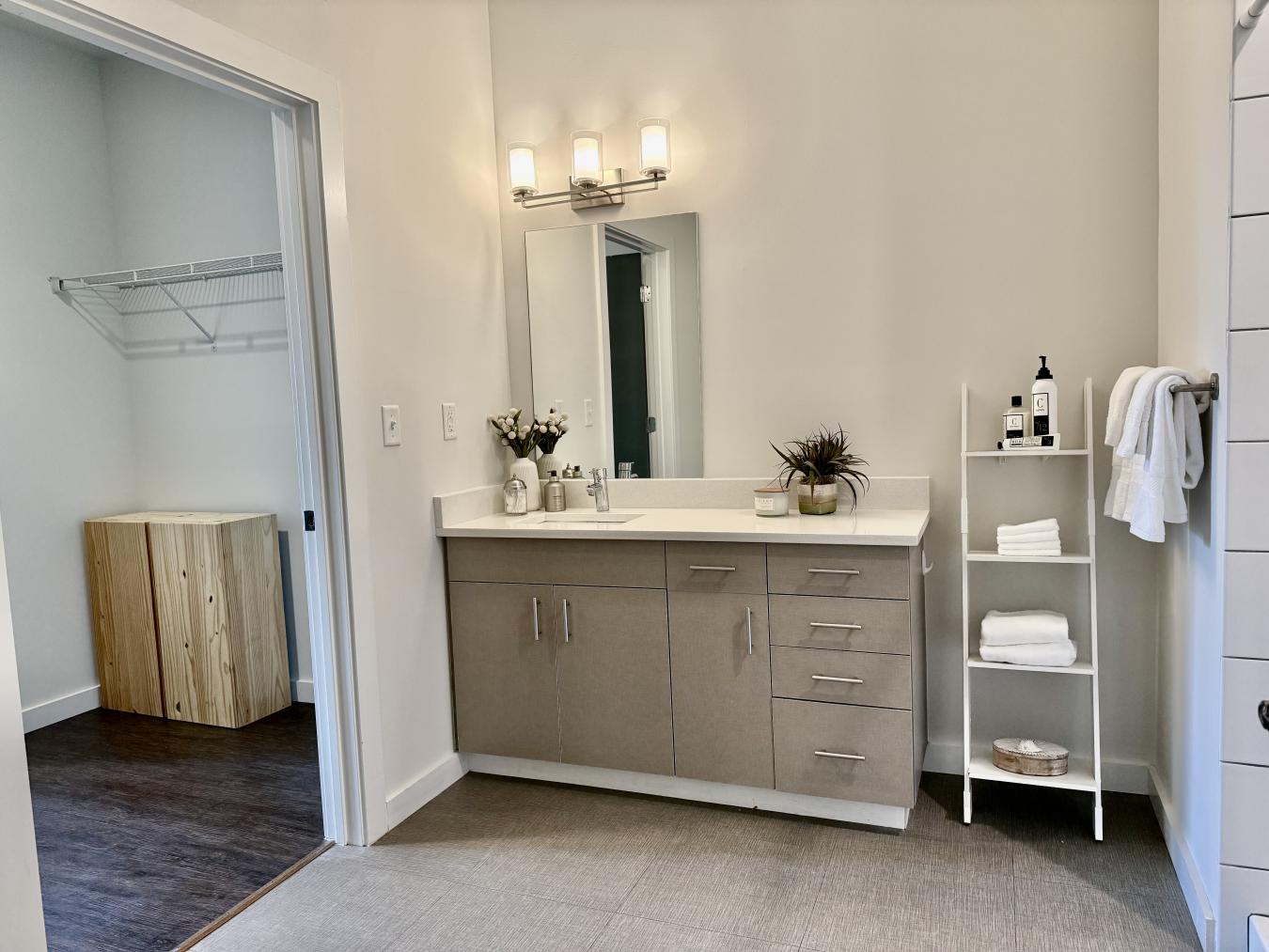 1900 12th Avenue S, Nashville, Davidson, 37203, United States, 1 Bedroom Bedrooms, ,1 BathroomBathrooms,Residential,For Sale,1900 12th Avenue S,3166504