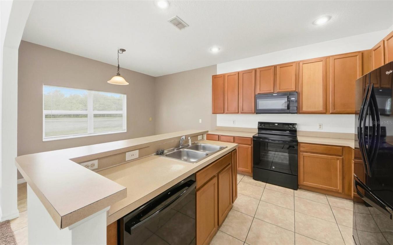 2838 SWEETSPIRE CIRCLE, KISSIMMEE, Osceola, 34746, United States, 4 Bedrooms Bedrooms, ,2 BathroomsBathrooms,Residential,For Sale,2838 SWEETSPIRE CIRCLE,O6395754