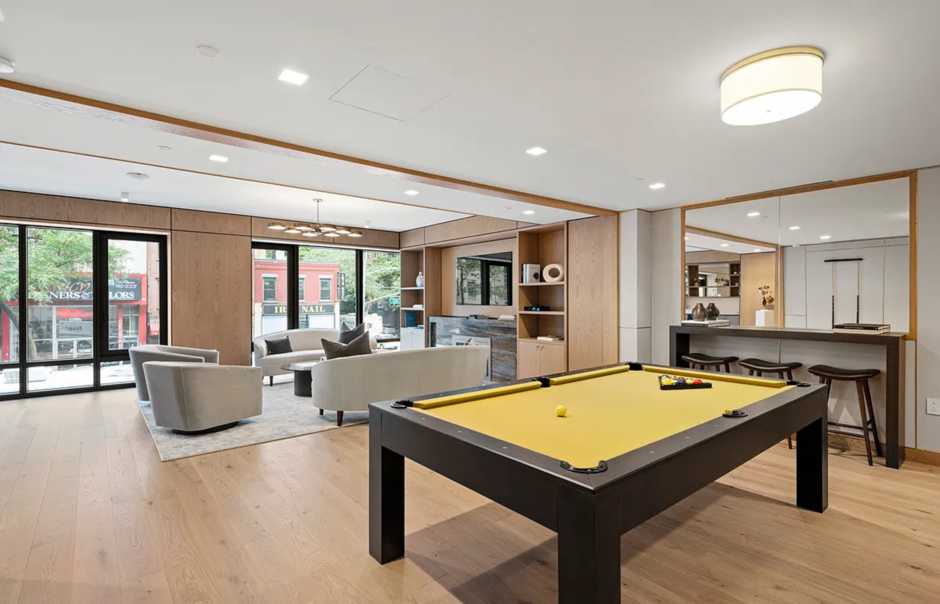 Gramercy Park, New York, 10010, United States, 1 Bedroom Bedrooms, ,1 BathroomBathrooms,Residential,For Sale,2034534