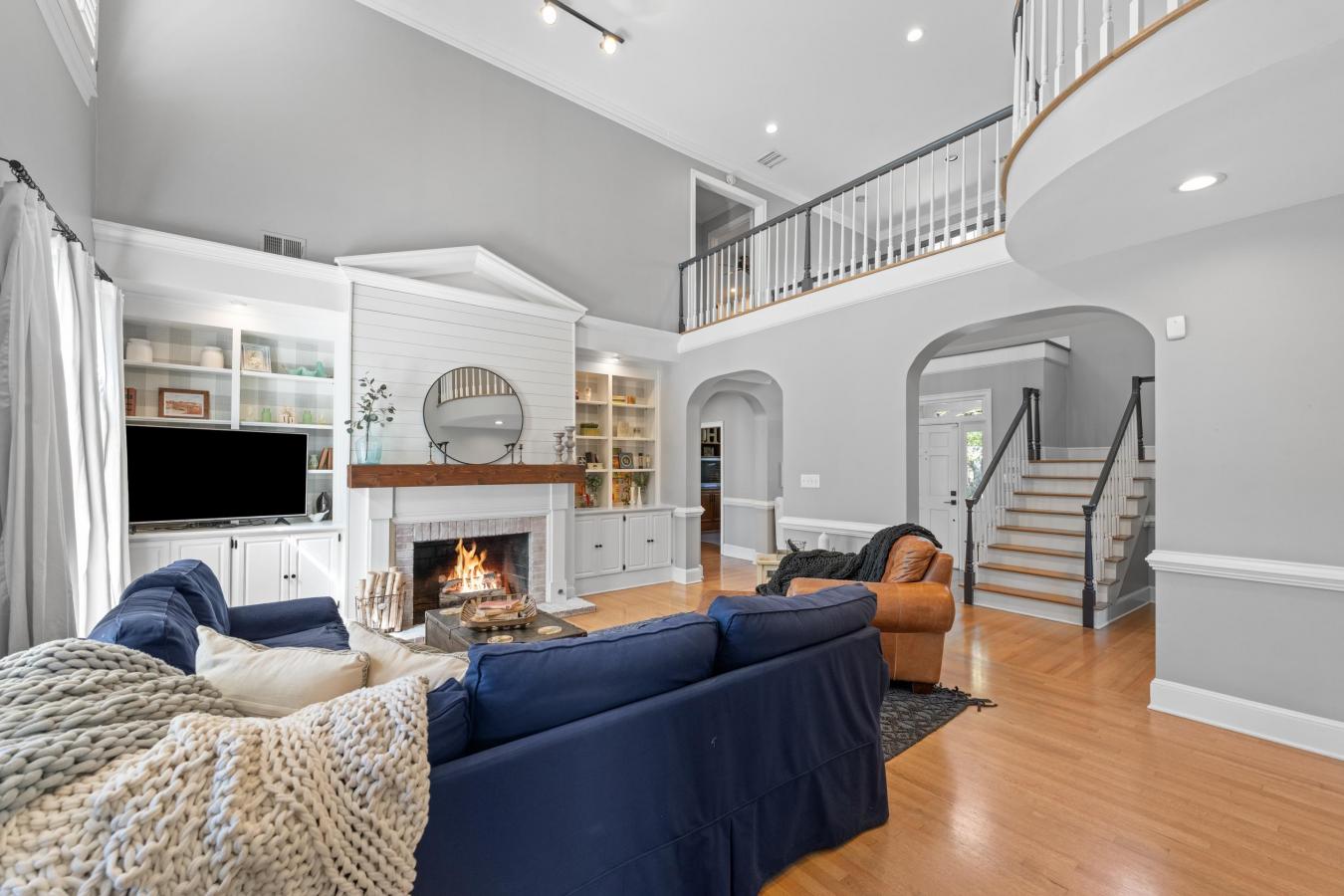 Experience refined Southern living at 1925 Wood Oak Drive in Cordova, – image 14