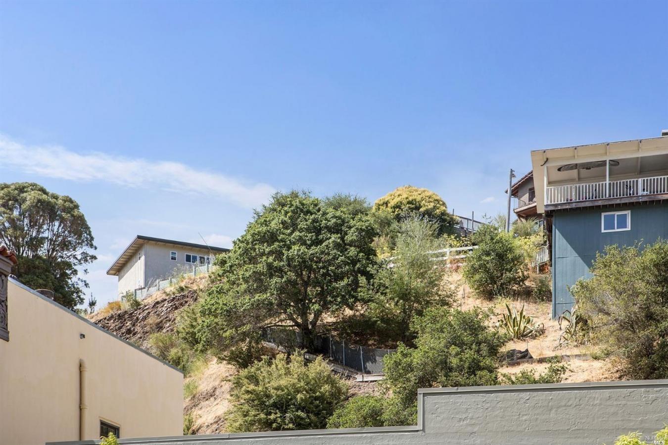 51 El Camino Avenue, San Rafael, Marin, 94901, United States, ,Residential,For Sale,51 El Camino Avenue,225578