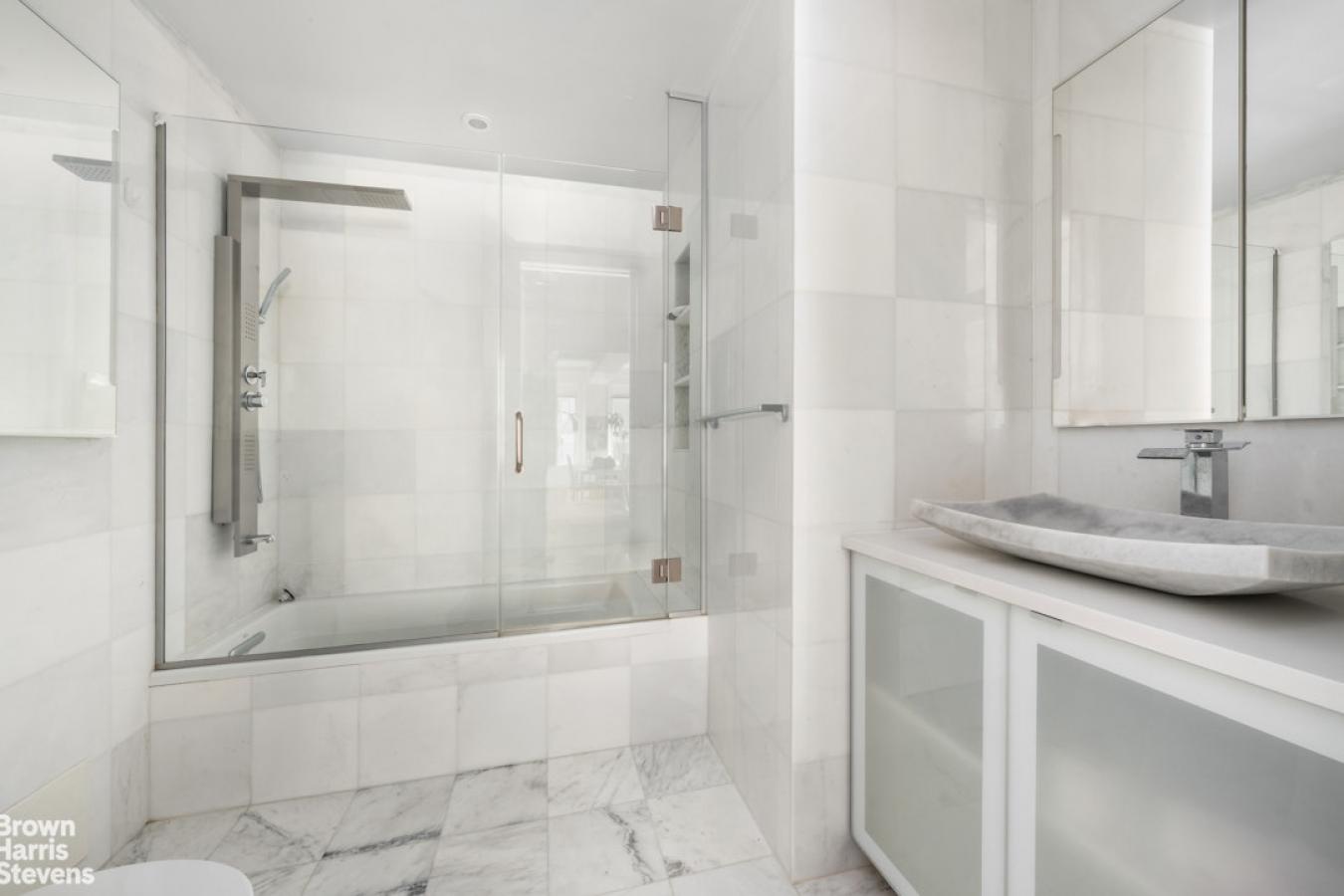 315 SEVENTH AVENUE, Chelsea, NY, 10001, United States, 2 Bedrooms Bedrooms, ,2 BathroomsBathrooms,Residential,For Sale,315 SEVENTH AVENUE,225612