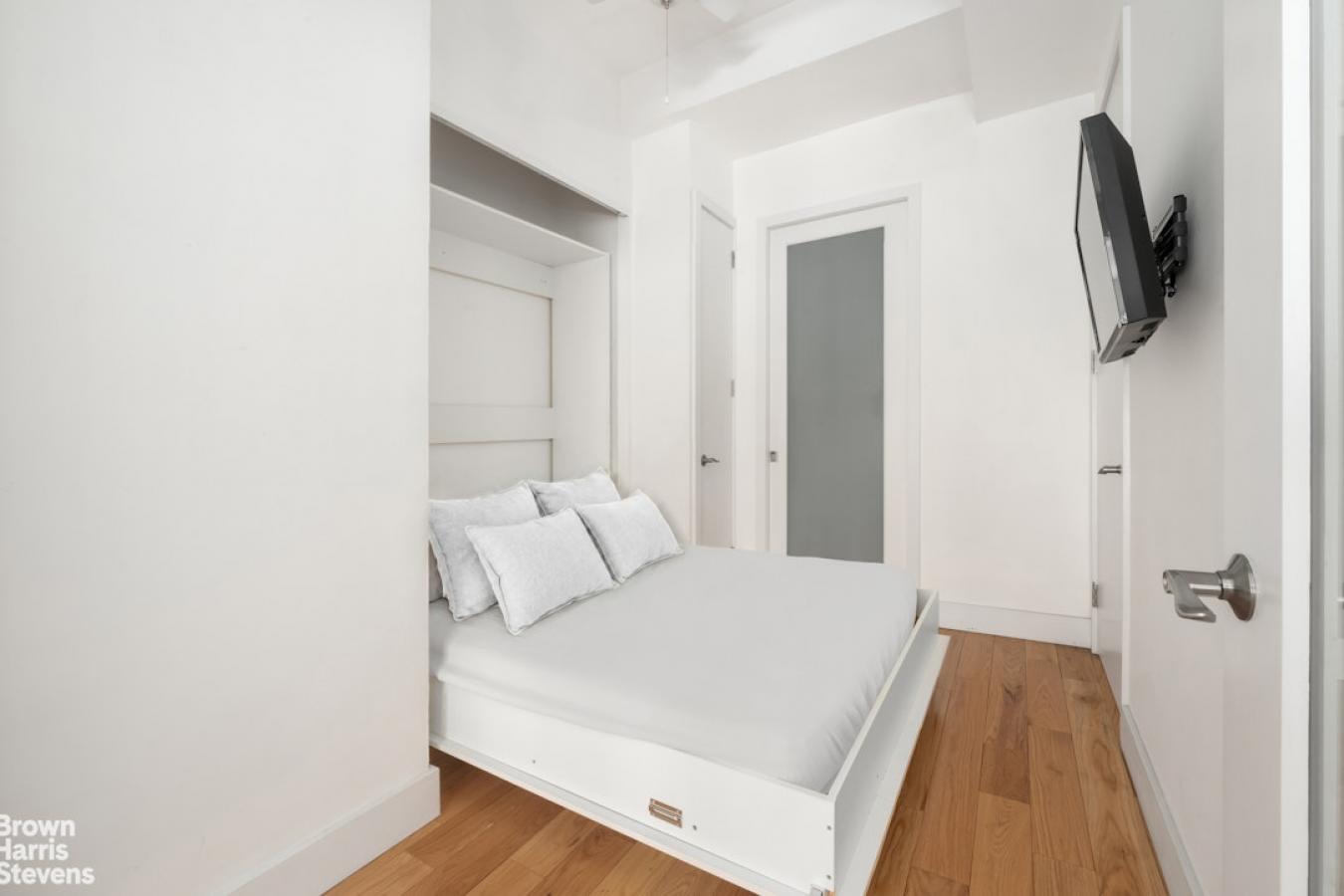 315 SEVENTH AVENUE, Chelsea, NY, 10001, United States, 2 Bedrooms Bedrooms, ,2 BathroomsBathrooms,Residential,For Sale,315 SEVENTH AVENUE,225612