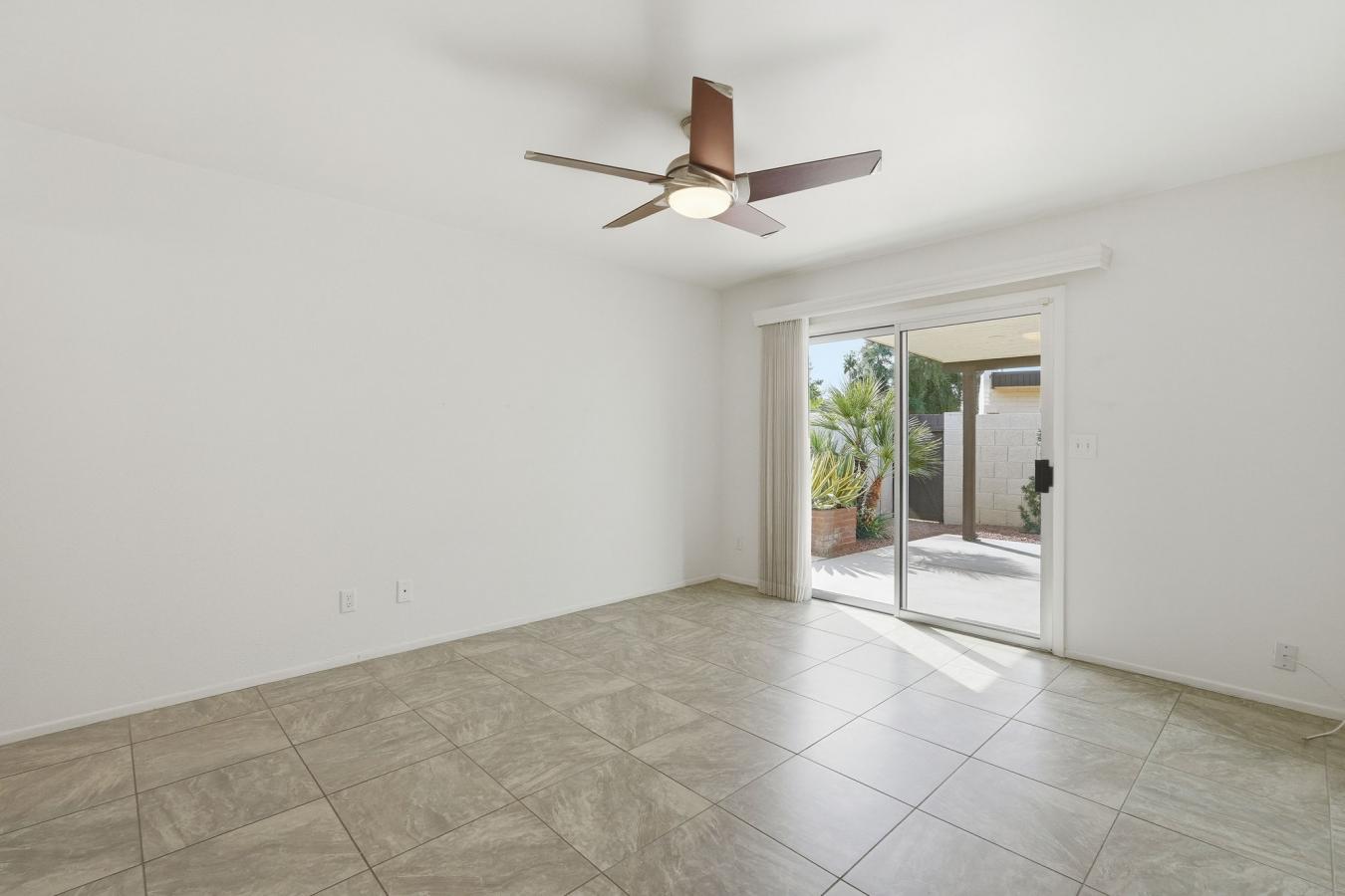 *SELLER OFFERING A $2000 CREDIT TO BUYER AT CLOSING* Rare end-unit, si – image 16