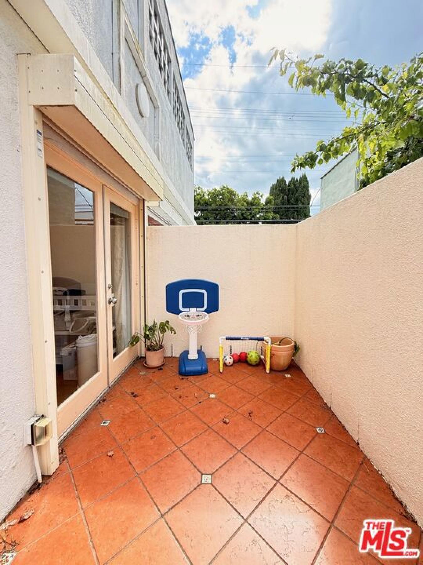 Sunset Park Architectural Townhome for Lease ... 2 Bed , 2.5 Bath... L – image 16