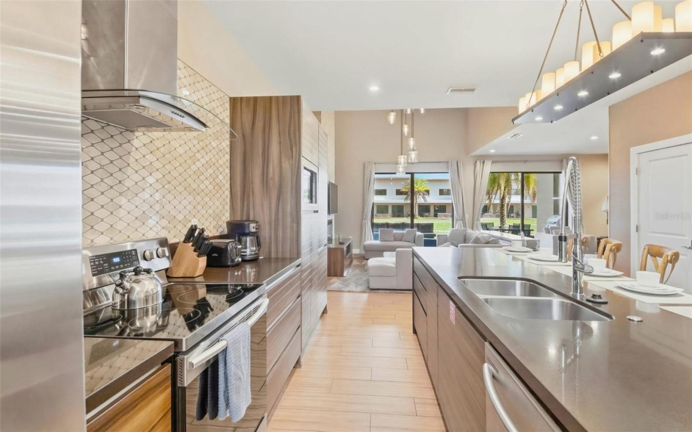 Welcome to an exceptional opportunity in the highly sought-after Magic – image 11