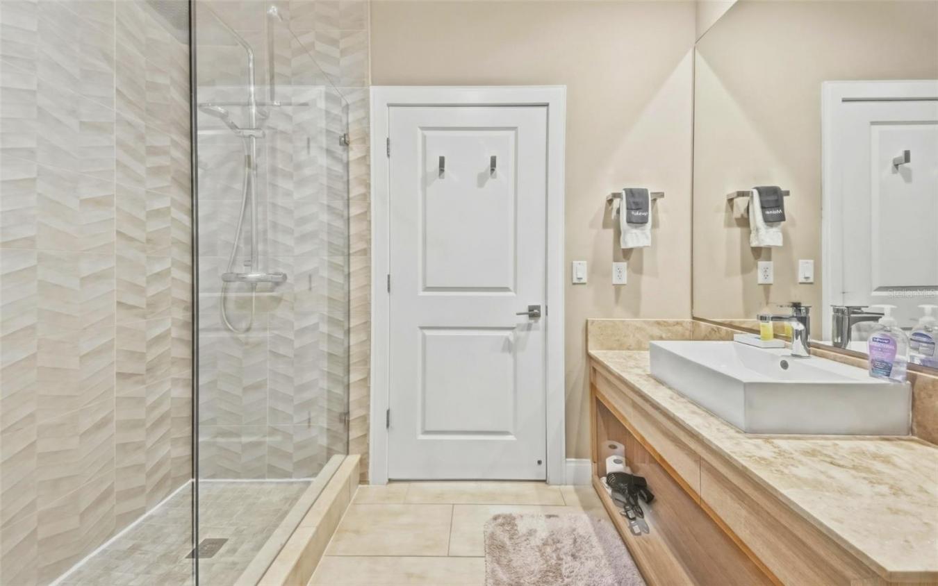 Welcome to an exceptional opportunity in the highly sought-after Magic – image 18