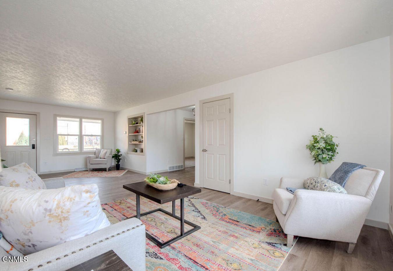 Fresh, Refined, and Ready to Welcome You Home! Thoughtfully updated an – image 5