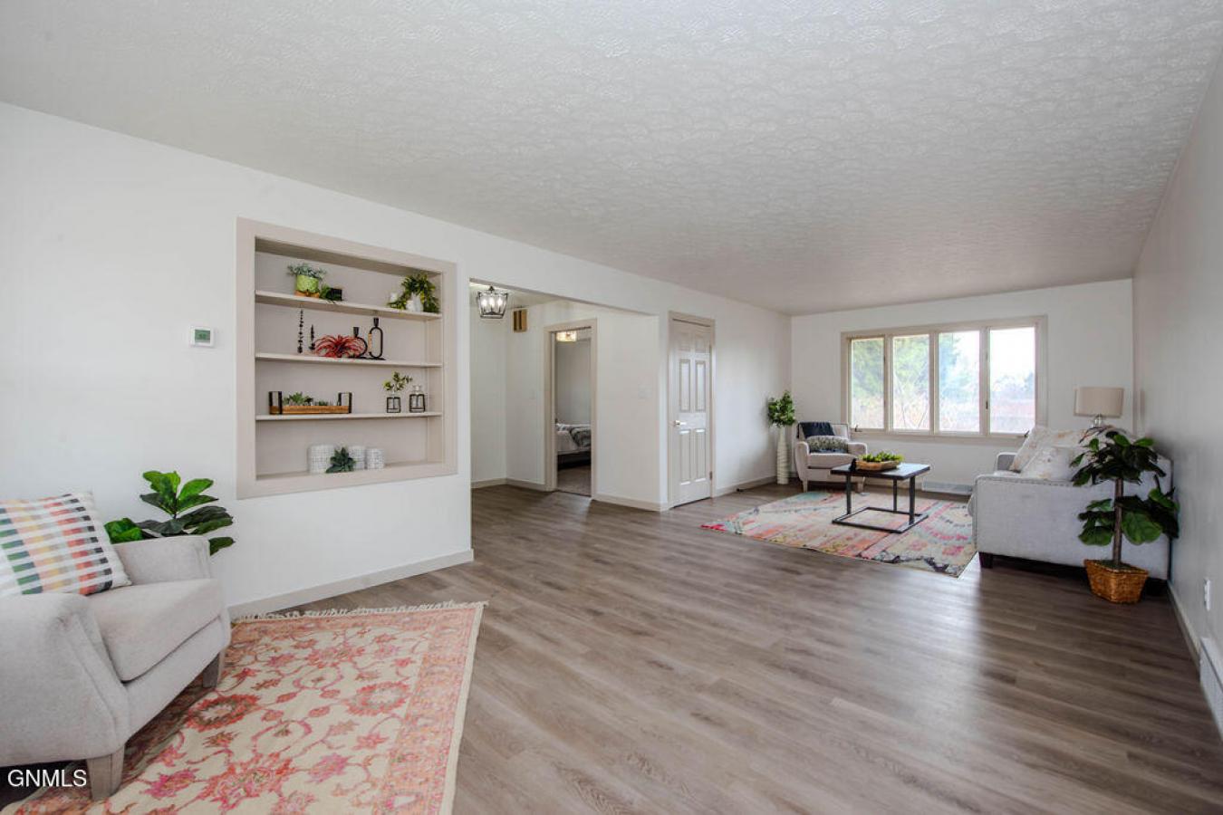Fresh, Refined, and Ready to Welcome You Home! Thoughtfully updated an – image 7