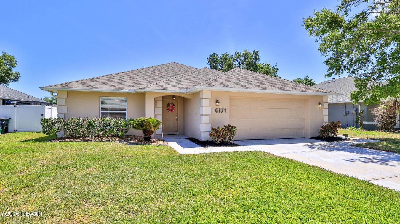You will not find a better 4-bedroom home with an oversized garage at – image 1
