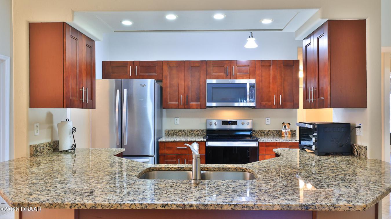 You will not find a better 4-bedroom home with an oversized garage at – image 4