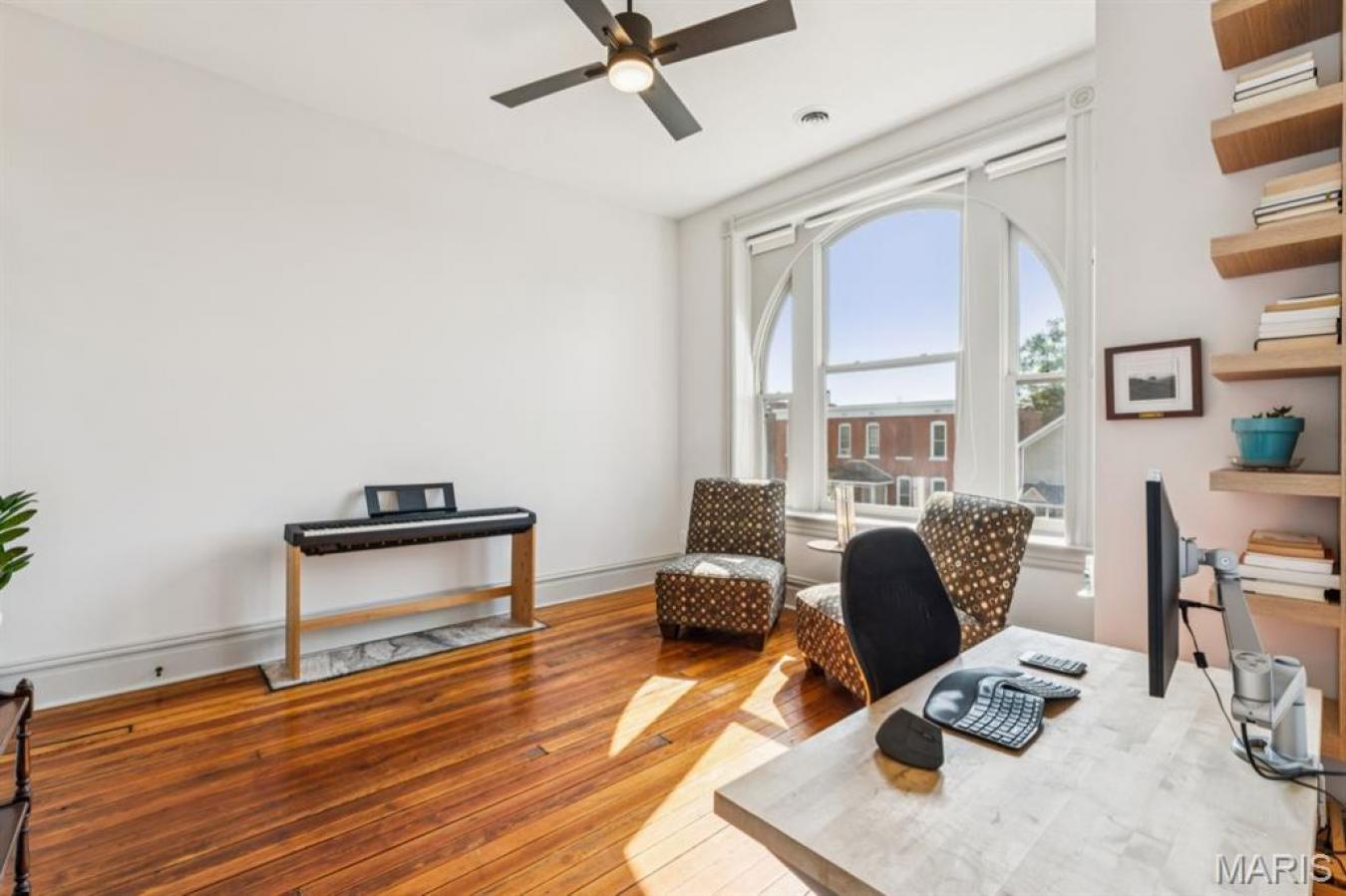 PERFECTLY POSITIONED for the BJC/WashU medical community and Cortex pr – image 15