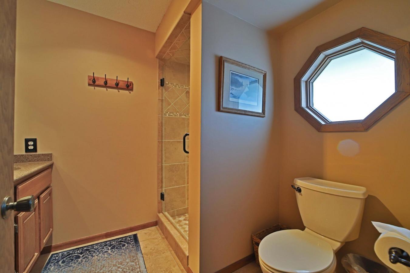 Two-bedroom, three-bathroom townhome at Izatys Resort on Mille Lacs La – image 20