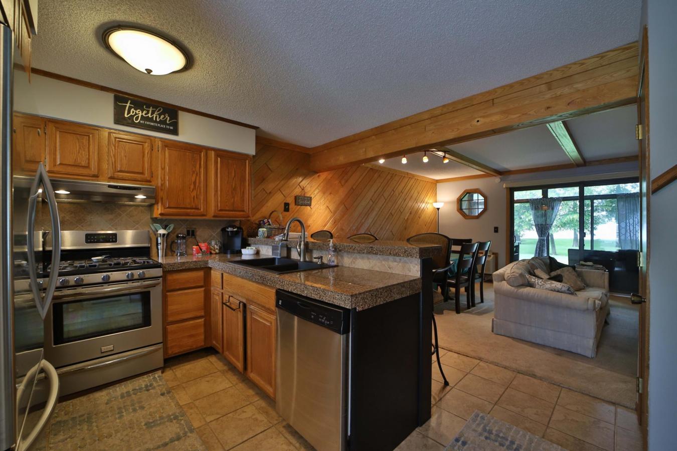 Two-bedroom, three-bathroom townhome at Izatys Resort on Mille Lacs La – image 3