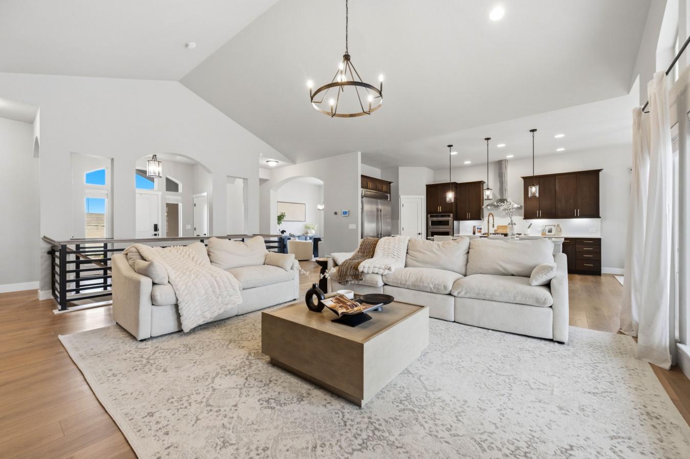 Colorado Springs, El Paso, 80921, United States, 5 Bedrooms Bedrooms, ,4 BathroomsBathrooms,Residential,For Sale,2040972