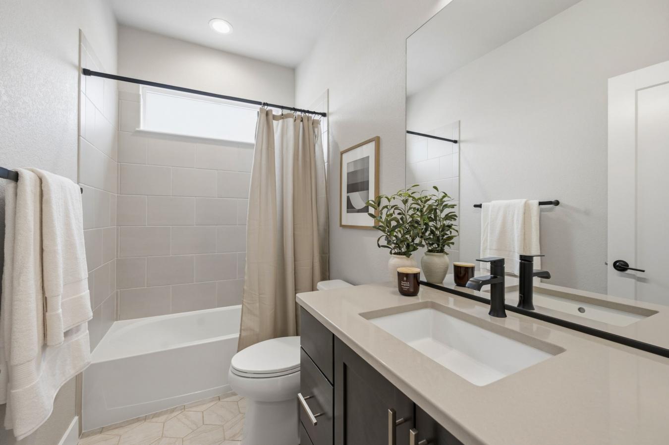 Colorado Springs, El Paso, 80921, United States, 5 Bedrooms Bedrooms, ,4 BathroomsBathrooms,Residential,For Sale,2040972