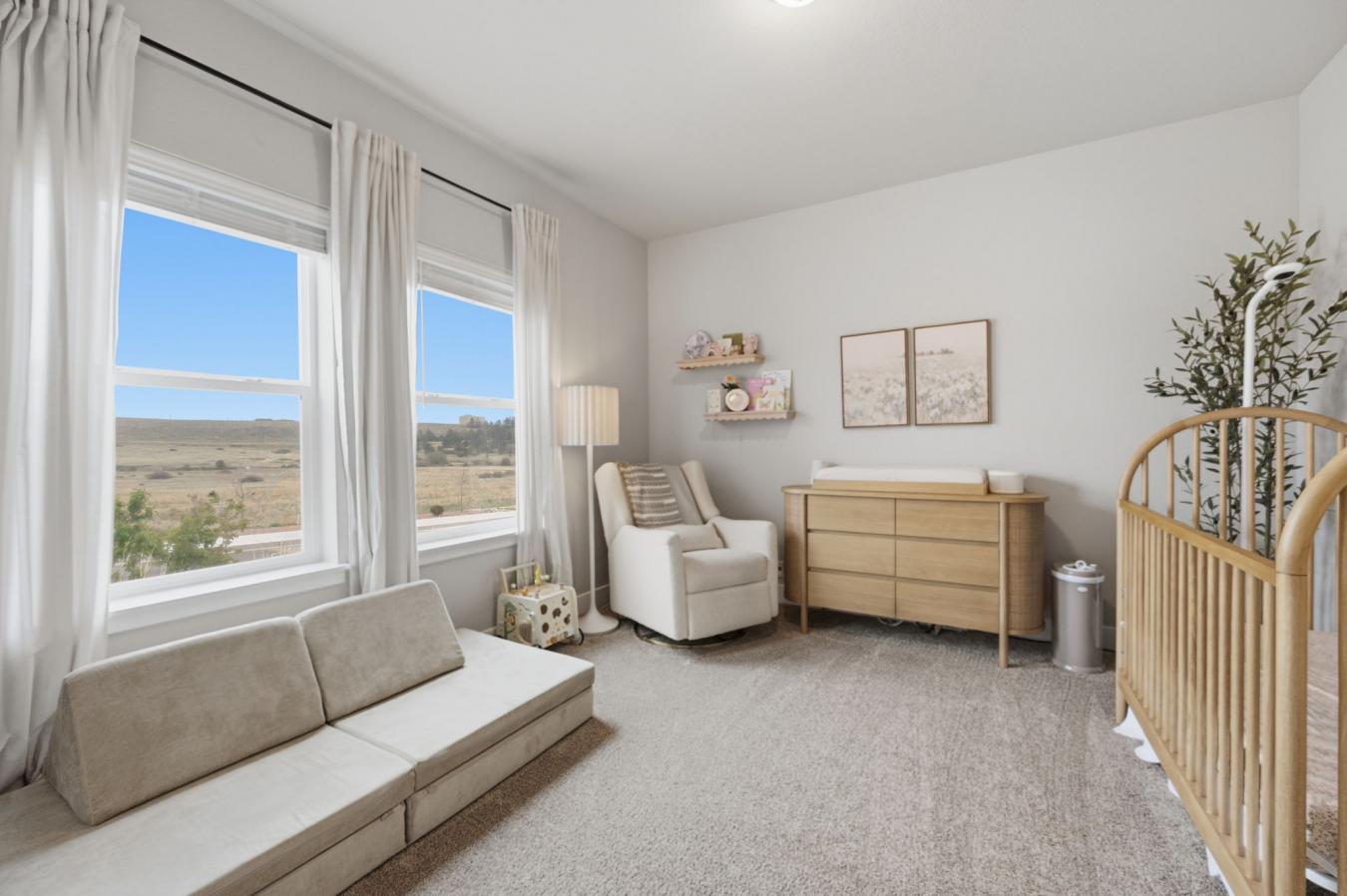 Colorado Springs, El Paso, 80921, United States, 5 Bedrooms Bedrooms, ,4 BathroomsBathrooms,Residential,For Sale,2040972