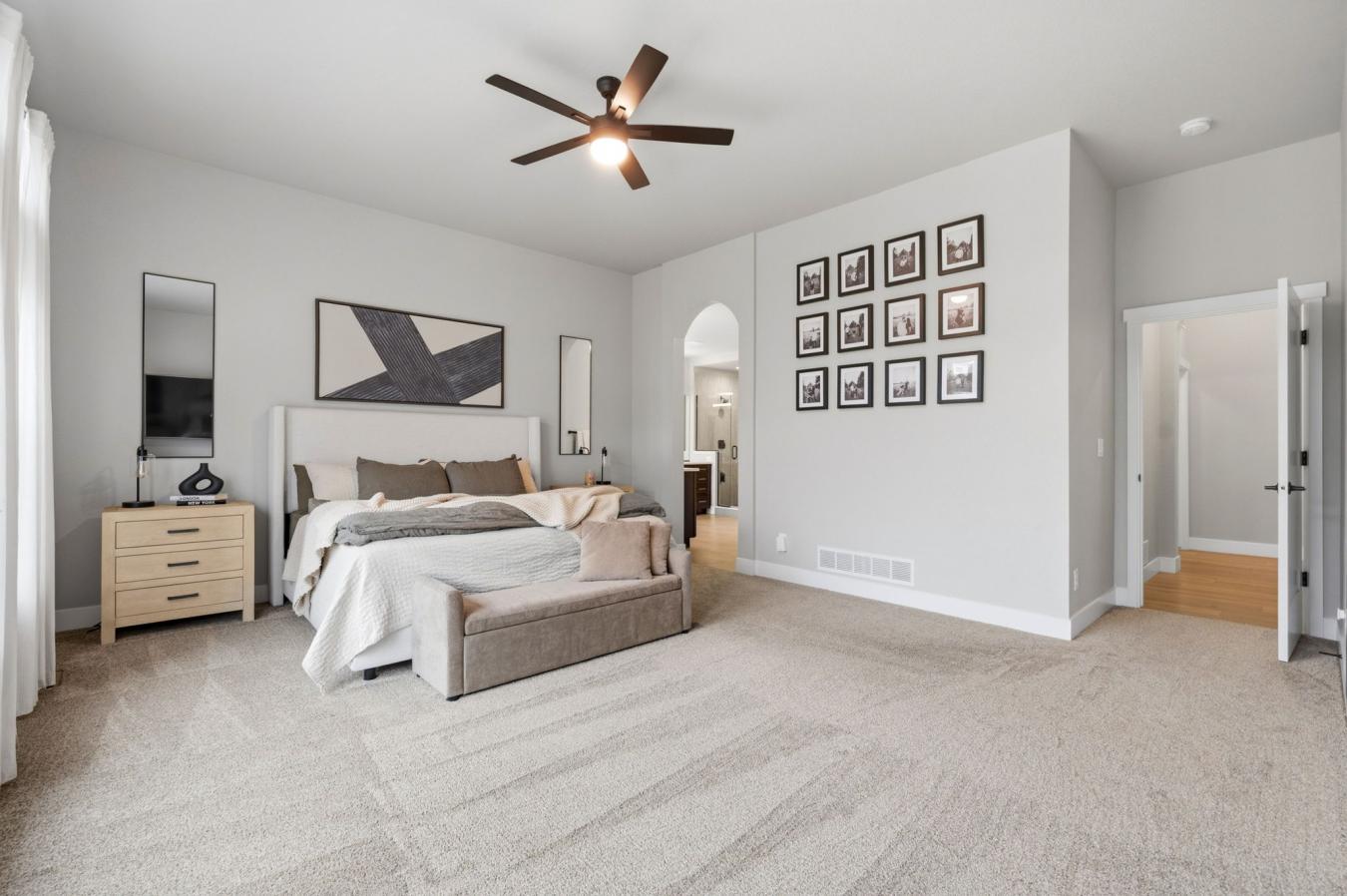 Colorado Springs, El Paso, 80921, United States, 5 Bedrooms Bedrooms, ,4 BathroomsBathrooms,Residential,For Sale,2040972