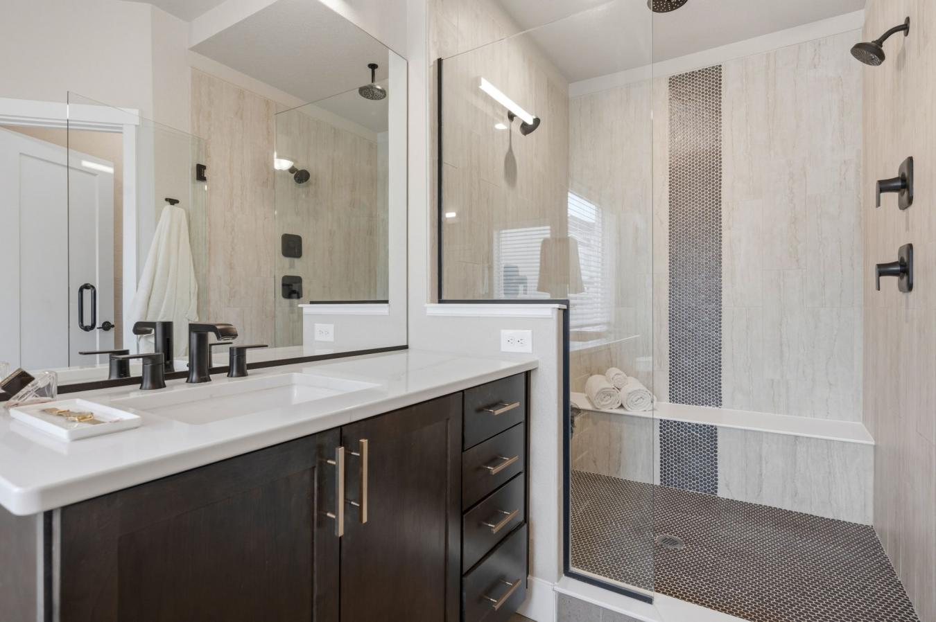 Colorado Springs, El Paso, 80921, United States, 5 Bedrooms Bedrooms, ,4 BathroomsBathrooms,Residential,For Sale,2040972