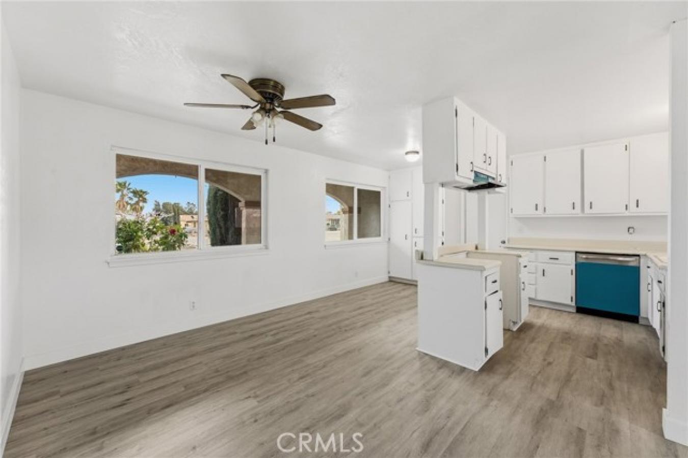 Move-in-ready single-story home on nearly acre with 3 bedrooms, 3 bat – image 15