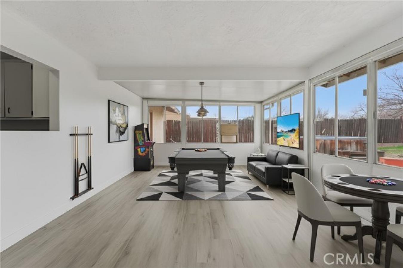 Move-in-ready single-story home on nearly acre with 3 bedrooms, 3 bat – image 7