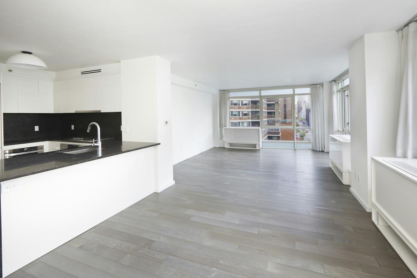 Gramercy Park, New York, 10010, United States, 2 Bedrooms Bedrooms, ,2 BathroomsBathrooms,Residential,For Sale,2040934