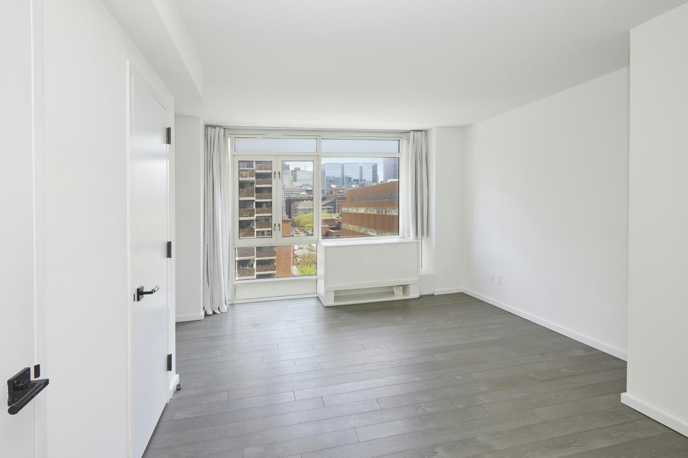Gramercy Park, New York, 10010, United States, 2 Bedrooms Bedrooms, ,2 BathroomsBathrooms,Residential,For Sale,2040934