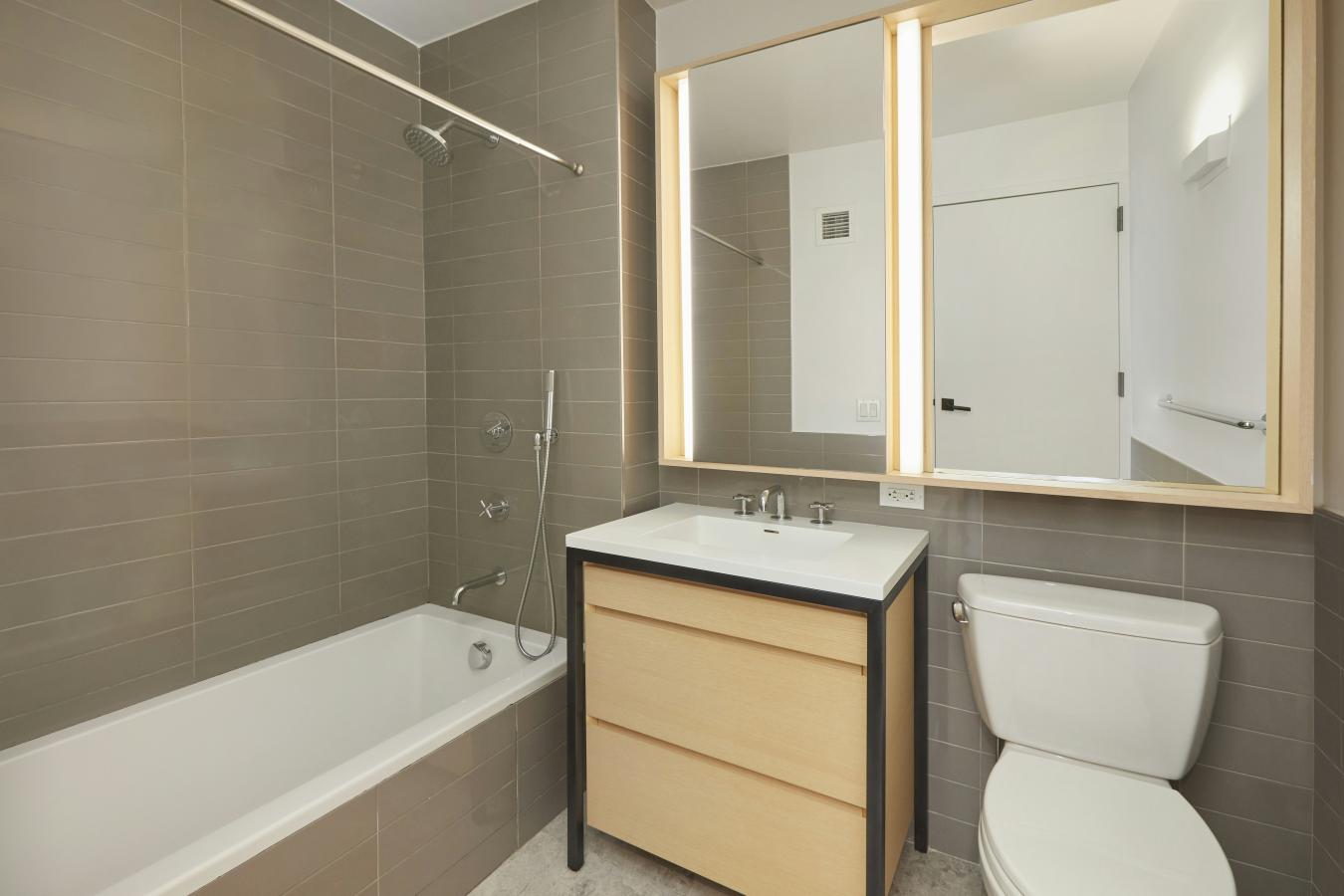 Gramercy Park, New York, 10010, United States, 2 Bedrooms Bedrooms, ,2 BathroomsBathrooms,Residential,For Sale,2040934