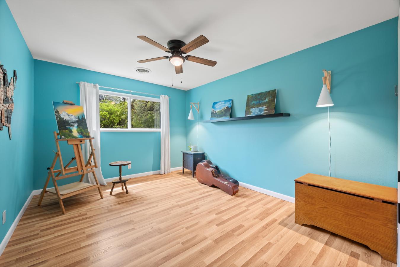 A rare opportunity for space, flexibility, and privacy in Northeast Au – image 10