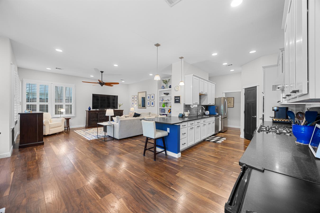 Austin, Travis, 78751, United States, 4 Bedrooms Bedrooms, ,2 BathroomsBathrooms,Residential,For Sale,2040896