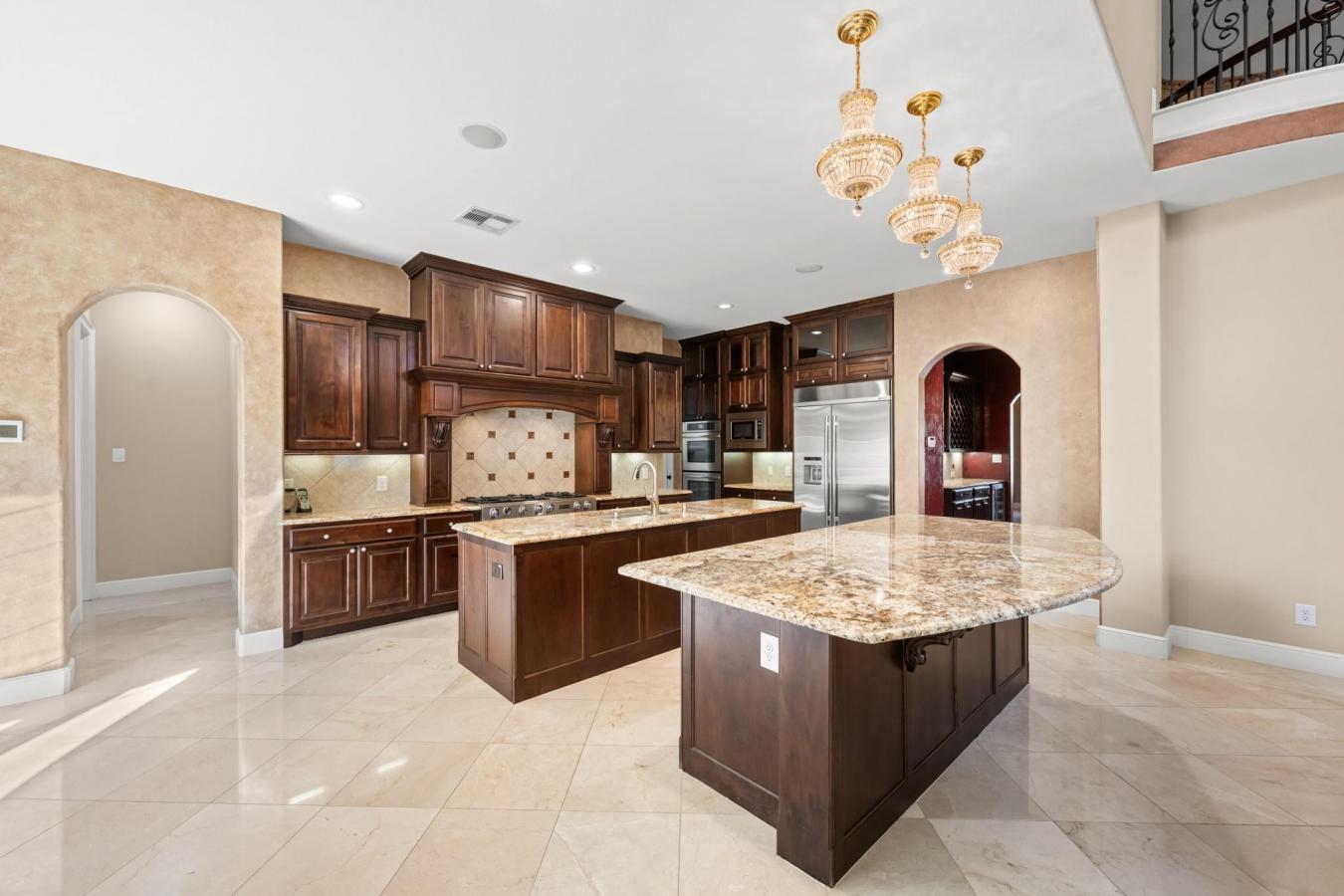 Luxury Mediterranean Estate located in the Village of Creekside Park & – image 14