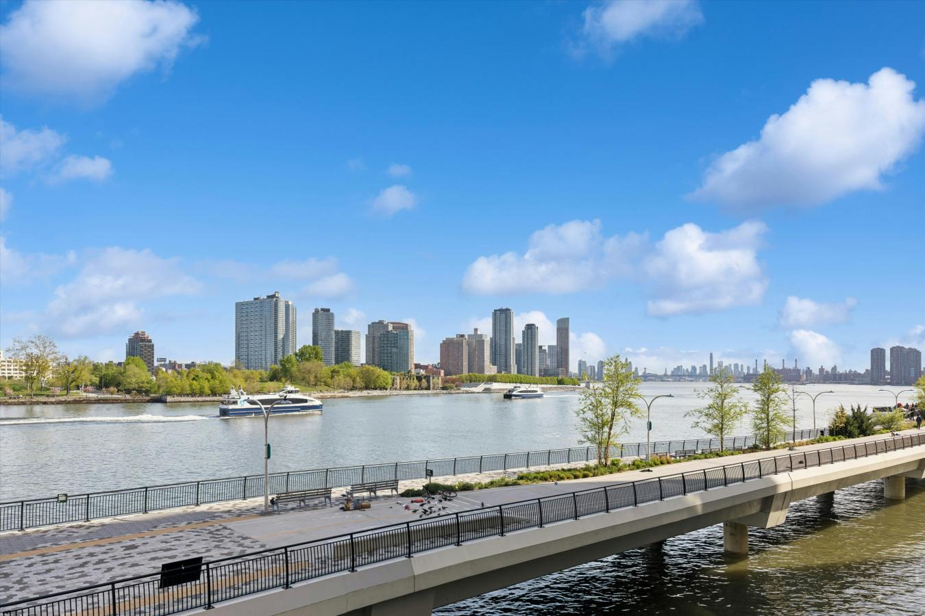 New York, New York, 10022, United States, 2 Bedrooms Bedrooms, ,2 BathroomsBathrooms,Residential,For Sale,2040835