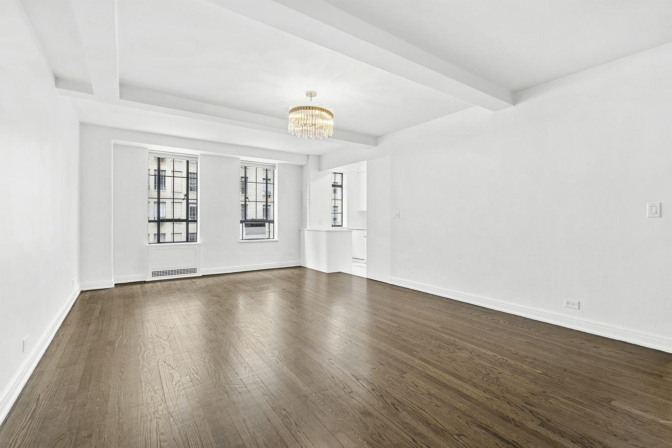 New York, New York, 10019, United States, 1 Bedroom Bedrooms, ,1 BathroomBathrooms,Residential,For Sale,2040834