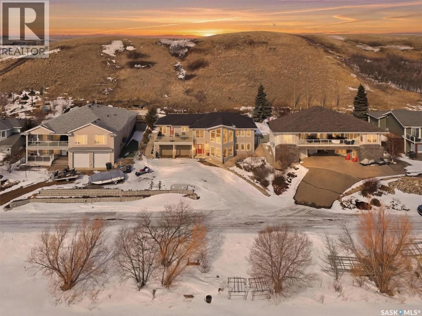 Thode / Blackstrap Lake, SK, S7C0A4, Canada, 3 Bedrooms Bedrooms, ,2 BathroomsBathrooms,Residential,For Sale,2040853