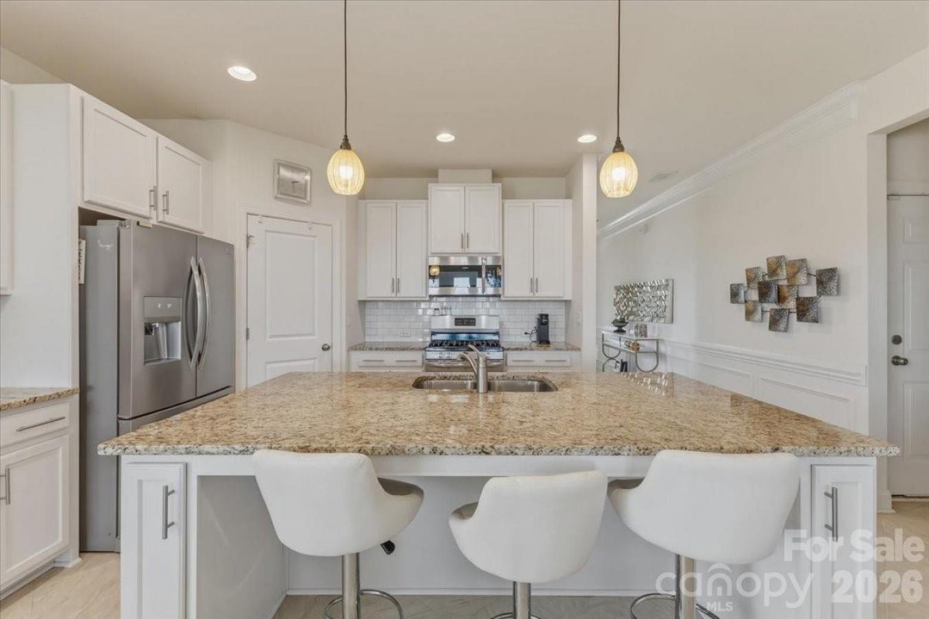 Move-in ready and beautifully designed, this 3-bedroom, 2.5-bath home – image 9