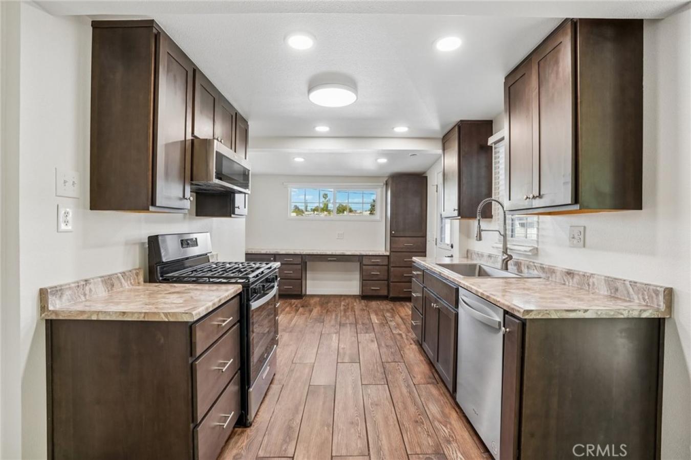 Redondo Beach, Los Angeles, 90277, United States, 1 Bedroom Bedrooms, ,1 BathroomBathrooms,Residential,For Sale,2040821
