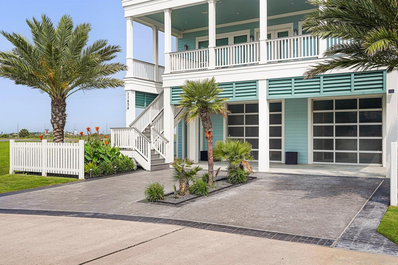 Galveston, Galveston, 77554, United States, 5 Bedrooms Bedrooms, ,4 BathroomsBathrooms,Residential,For Sale,2040814