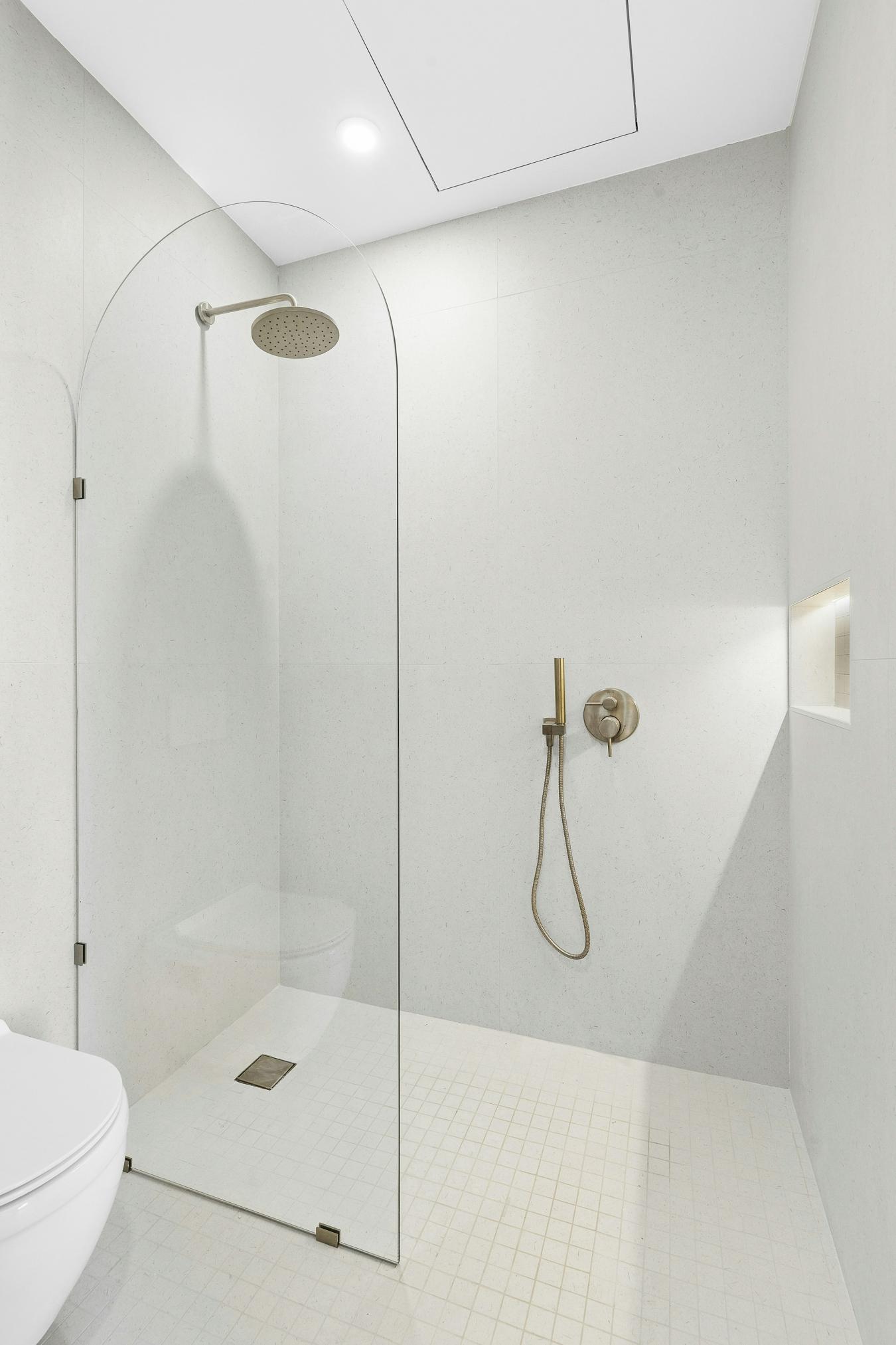Prospect Heights, New York, 11238, United States, 2 Bedrooms Bedrooms, ,2 BathroomsBathrooms,Residential,For Sale,2040799