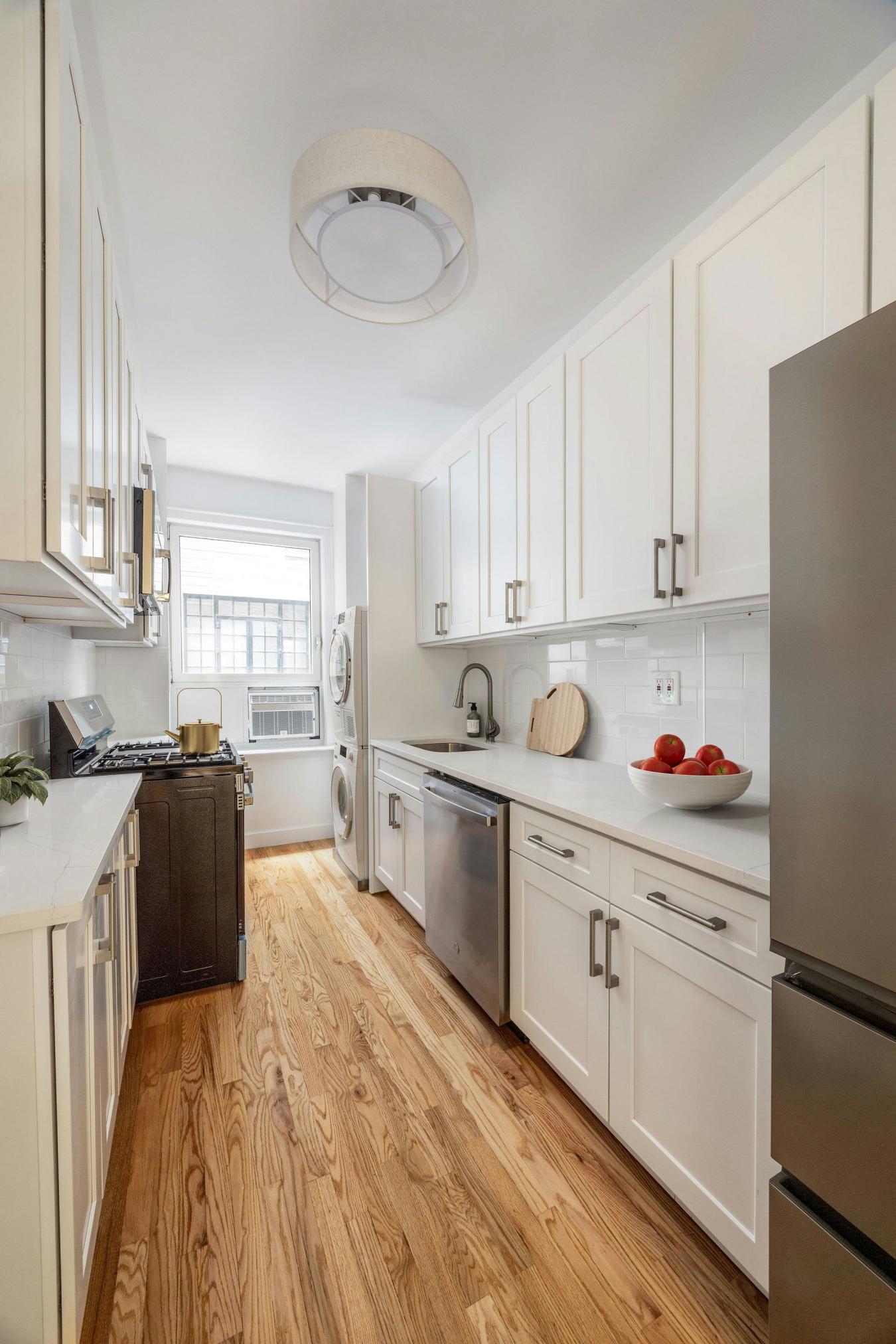New York, New York, 10022, United States, 2 Bedrooms Bedrooms, ,2 BathroomsBathrooms,Residential,For Sale,2040795