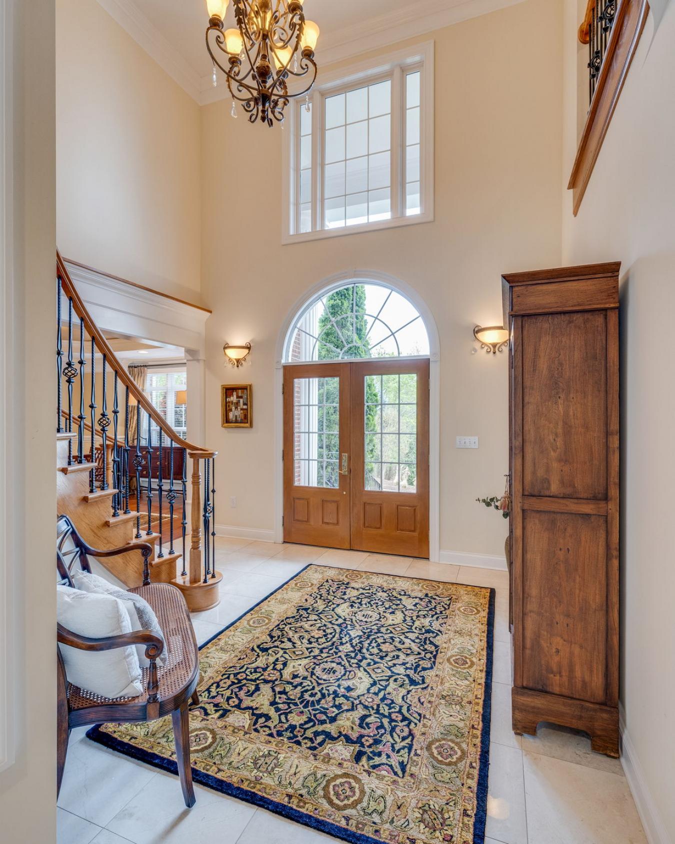 Kingsport, Sullivan, 37664, United States, 6 Bedrooms Bedrooms, ,6 BathroomsBathrooms,Residential,For Sale,2043059