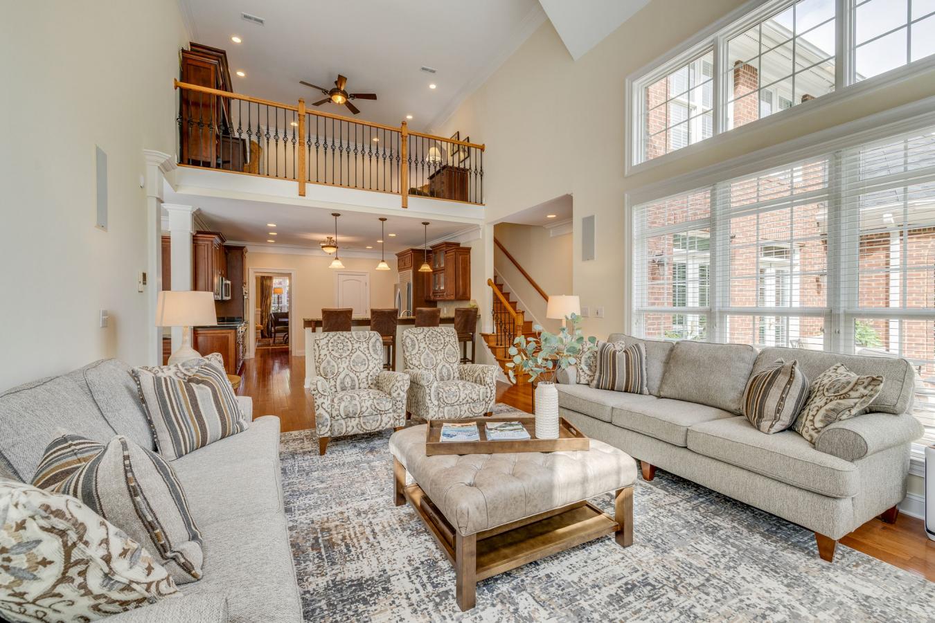 Kingsport, Sullivan, 37664, United States, 6 Bedrooms Bedrooms, ,6 BathroomsBathrooms,Residential,For Sale,2043059