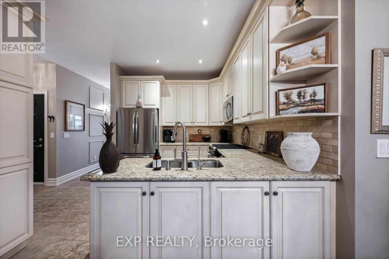 Mono, ON, L9W0B3, Canada, 2 Bedrooms Bedrooms, ,3 BathroomsBathrooms,Residential,For Sale,2040787