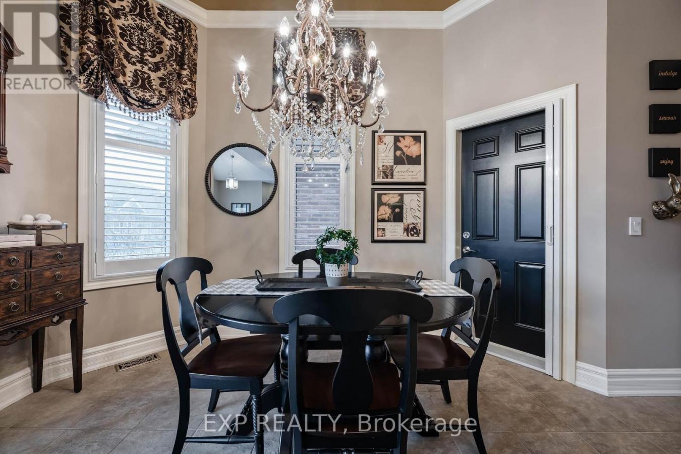 Mono, ON, L9W0B3, Canada, 2 Bedrooms Bedrooms, ,3 BathroomsBathrooms,Residential,For Sale,2040787