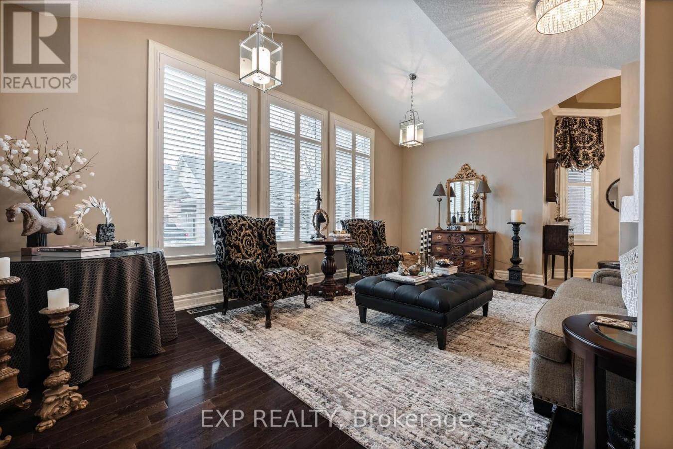 Mono, ON, L9W0B3, Canada, 2 Bedrooms Bedrooms, ,3 BathroomsBathrooms,Residential,For Sale,2040787