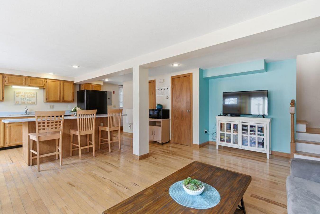 Beach life at its best! A rare opportunity to own a coastal retreat ju – image 18