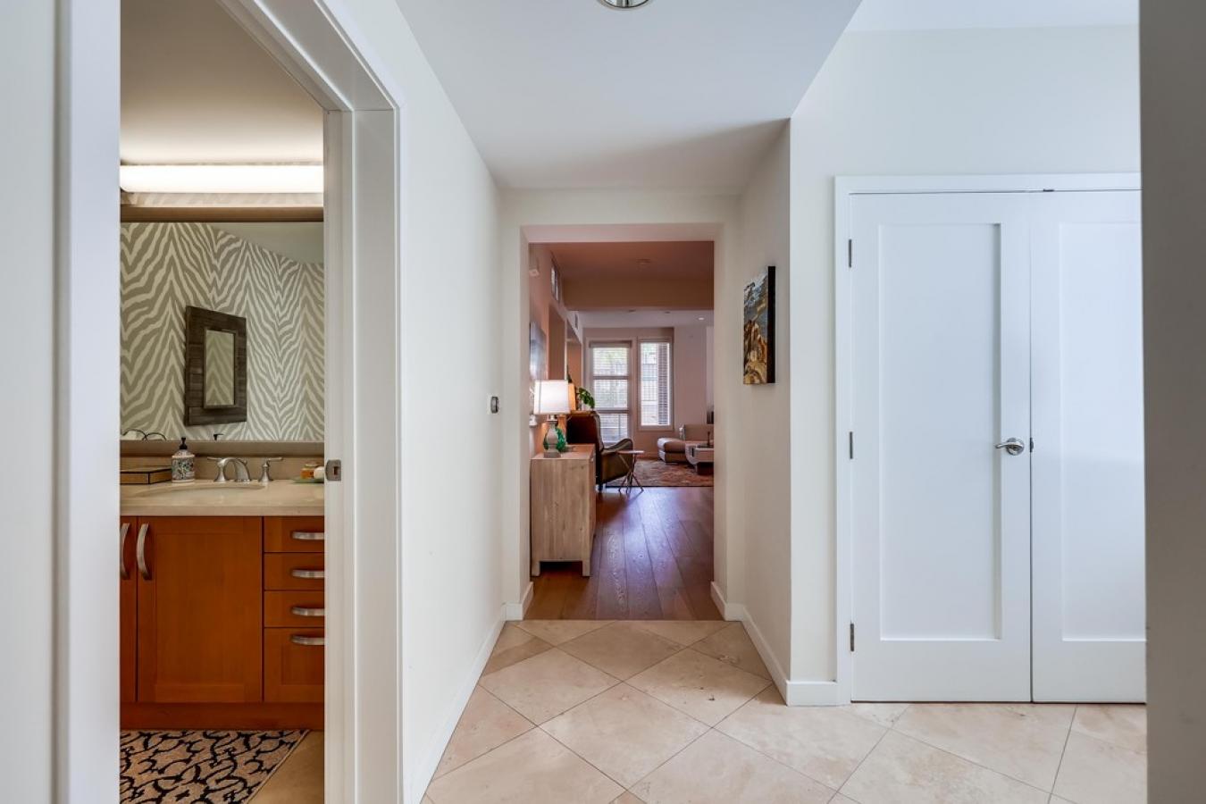 La Jolla, San Diego, 92037, United States, ,1 BathroomBathrooms,Residential,For Sale,2040782