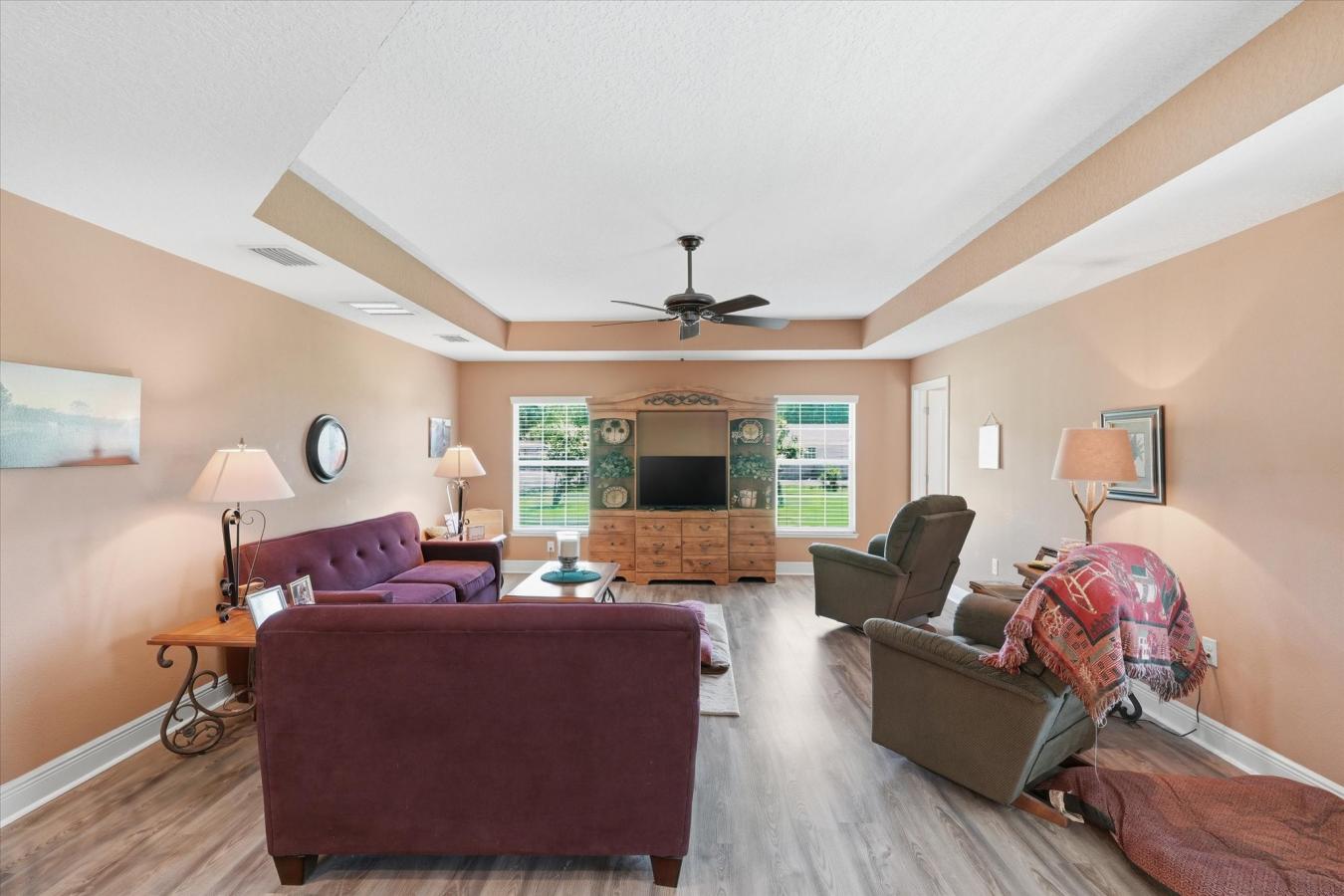 Oxford, Florida, 34484, United States, 3 Bedrooms Bedrooms, ,2 BathroomsBathrooms,Residential,For Sale,2040778